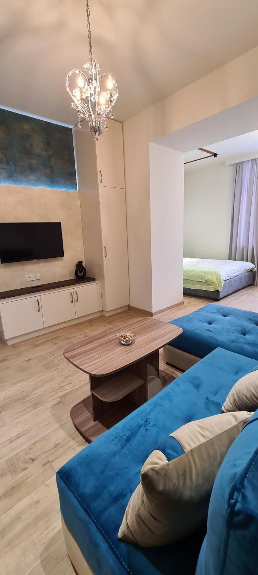 Deluxe Apartment In City Center 耶烈万 客房 照片
